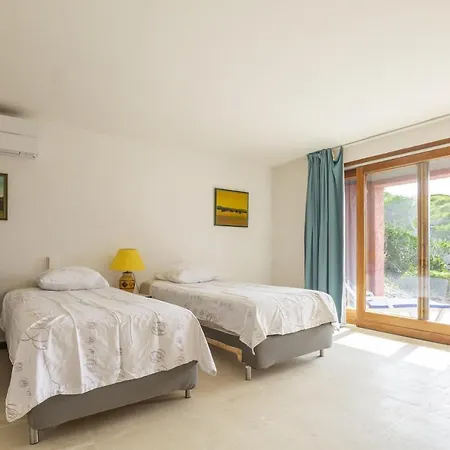 Joseph Villa Hyeres